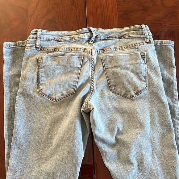 Mossimo Skinny Jeans, Size: 4 - Picture 6 of 10